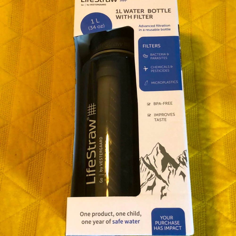 Brand new 1 liter lifestraw bottle.